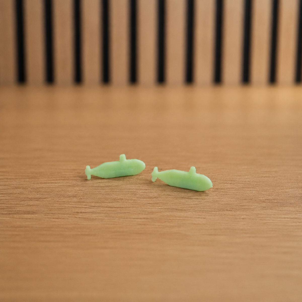 Interchangeable submarine markers for customising a radar wall clock.